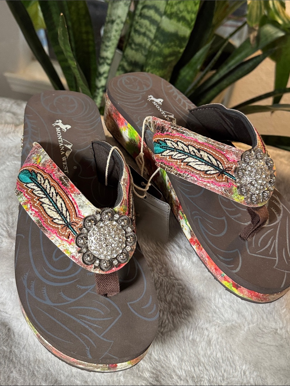 Montana West Brown Embroidered Wedge Sandals & Rhinestone Center-New! Women's 11